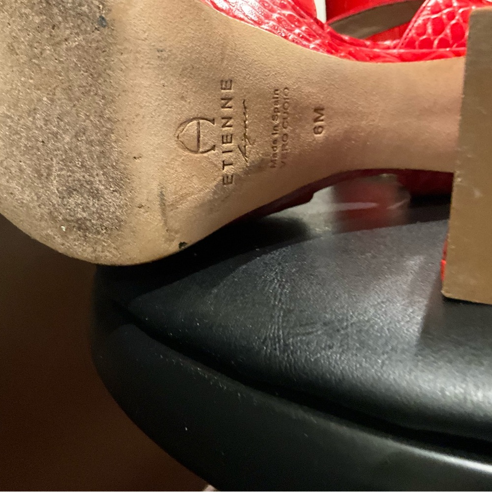 Etienne Aigner Red Croc-Embossed Heels - Picture 4 of 4